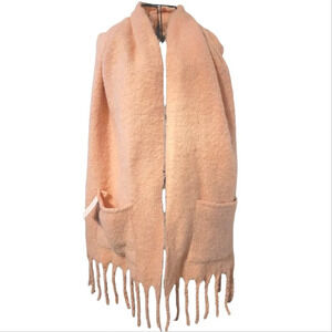 LAUREN CONRAD blush pink oversized fringed scarf with patch pockets OS cozy warm